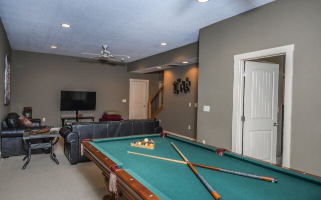 Breathe Easy 5 Bedroom Townhome