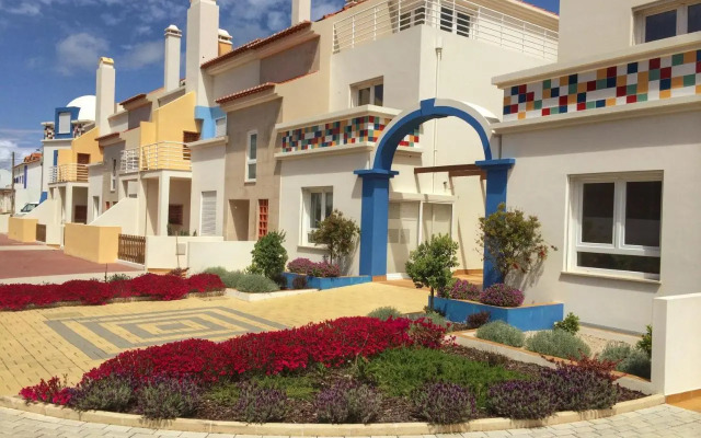 Paradise Apartments
