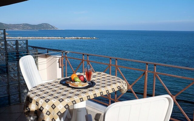 Hotel Pelagos Studios