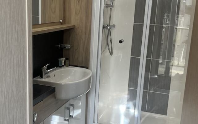 Pet Friendly 2-bed Lodge Near Preston & Blackpool