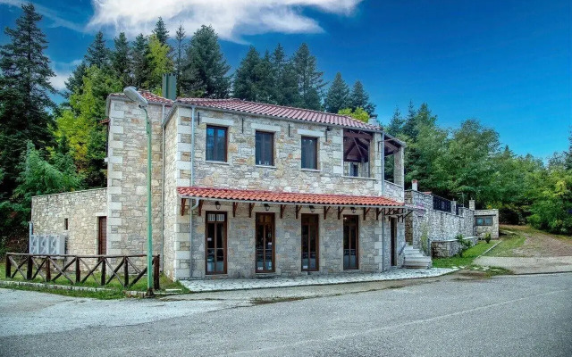 Oreades Suites