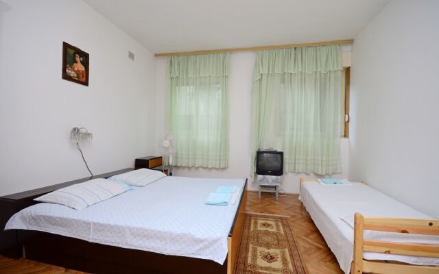 Apartments Mare