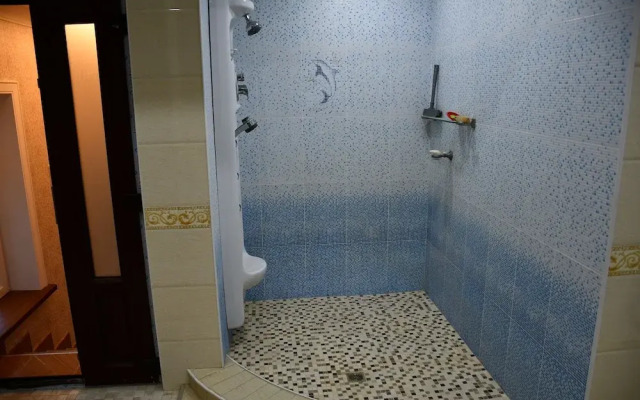 Nurziyo Guest House