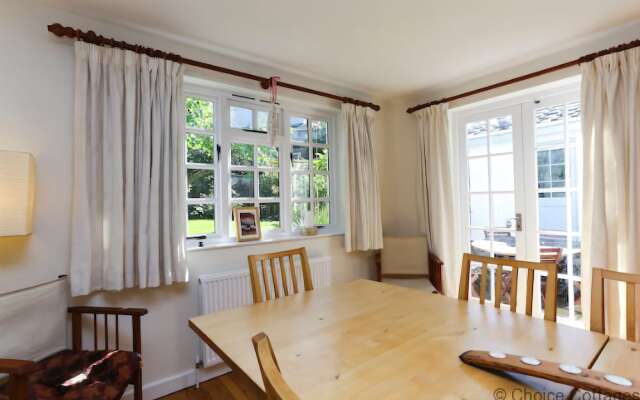Croyde White House 4 Bedrooms