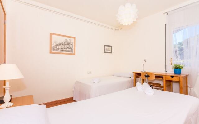 HomeHolidaysRentals Etincelle