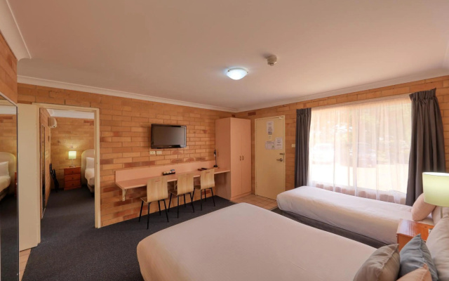 North Parkes Motel – Guest Rooms – Parkes