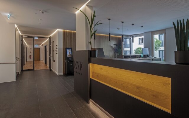 B5 Apartments