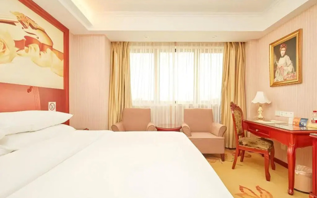 Vienna International Hotel