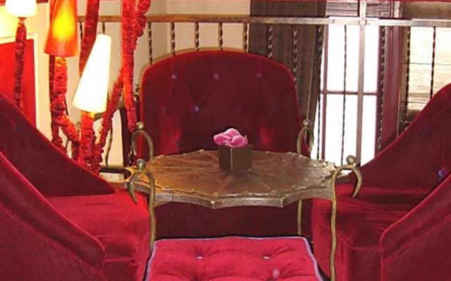 Отель Pax Opera