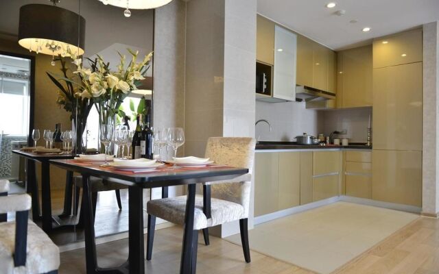 Locca Service Apartment