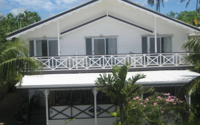 The Seaview Lodge