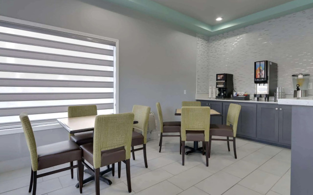 Scottish Inns Calhoun