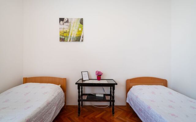 Apartments Valy 6 Center Novalja
