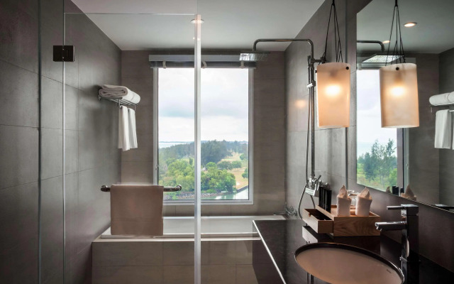 Pullman Miri Waterfront