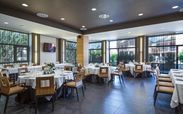 Aparthotel Attica21 Vallés