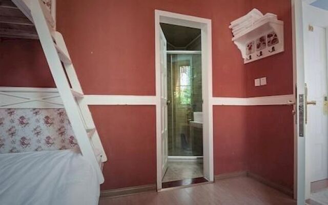 Xiamen Gulangyu Sunshine Dora's House
