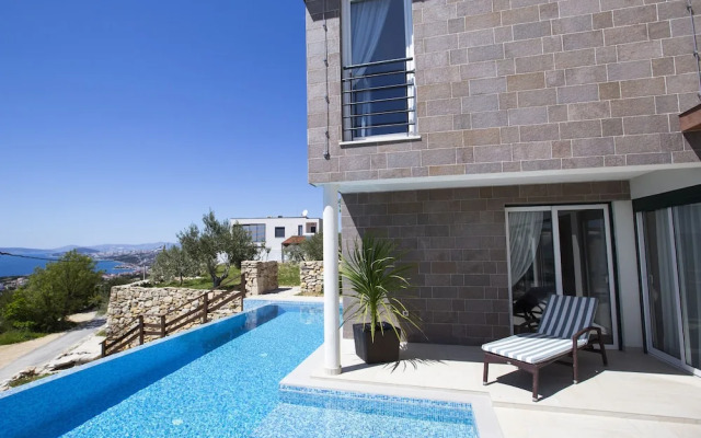 Royal Villa