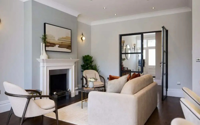 The Roehampton Place - Elegant 5bdr House With Garden + Parking