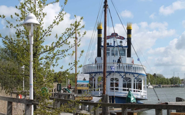Ruhiges Ferienhaus in Zingst-urlaub Nahe am Strand
