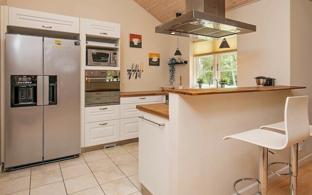 Adorable Holiday Home in Væggerløse With Whirlpool