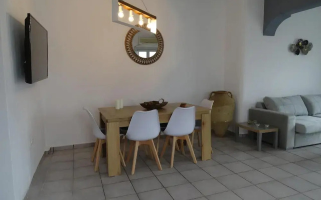 Santoriviera House