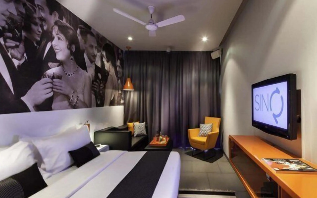 SinQ Party Hotel – Guest Rooms – Candolim