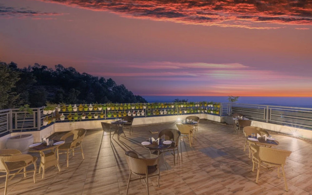 Stone Wood Mountain Resort