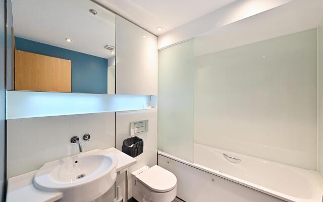 Amazing Mayfair 2 Bedroom 2 Bath Air Conditioned