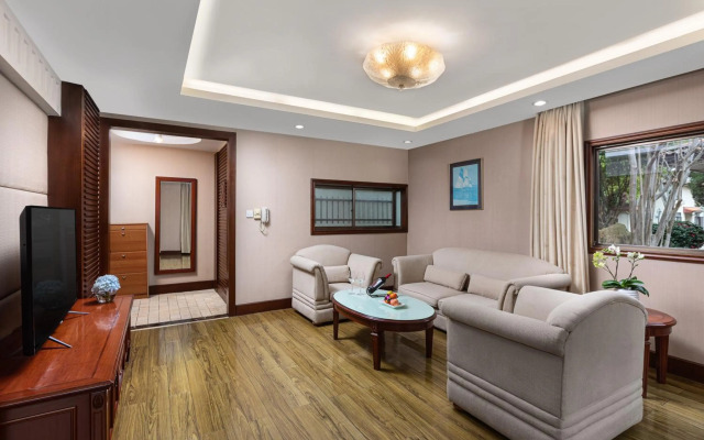 Xiamen C&D Hotel