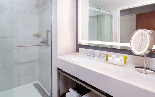 Hilton Charlotte Airport