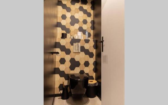 Superbe Appart Plein Centre avec Parking & Jardin