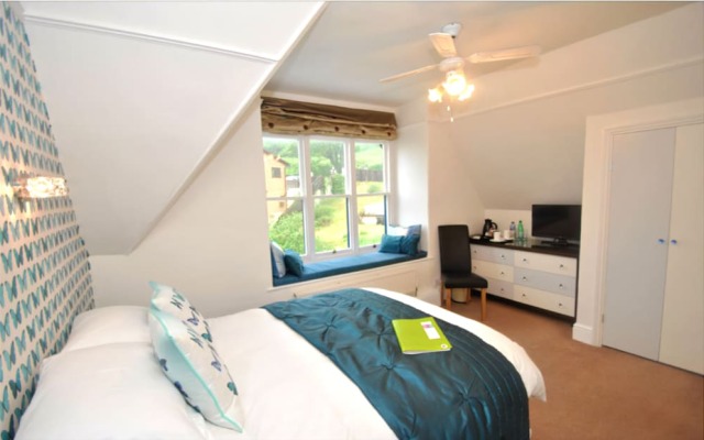 Westwell Hall