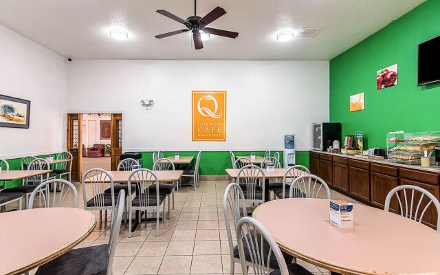 Colby Inn and Suites