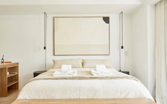 Cozy  Modern Studio II  201