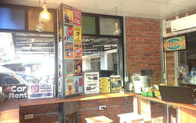 Phuket Art Home