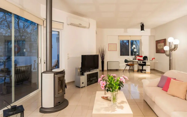 Villa Joy Mare - Private Pool Parking in Chania