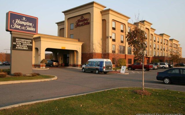 Hampton Inn & Suites by Hilton Montreal-Dorval