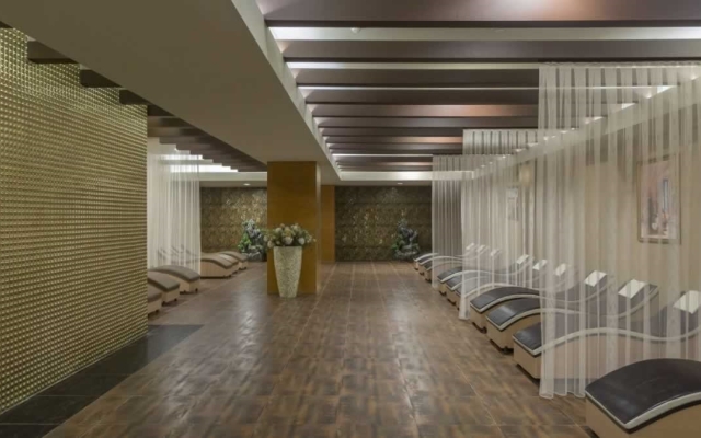 Royal Alhambra Palace – All Inclusive