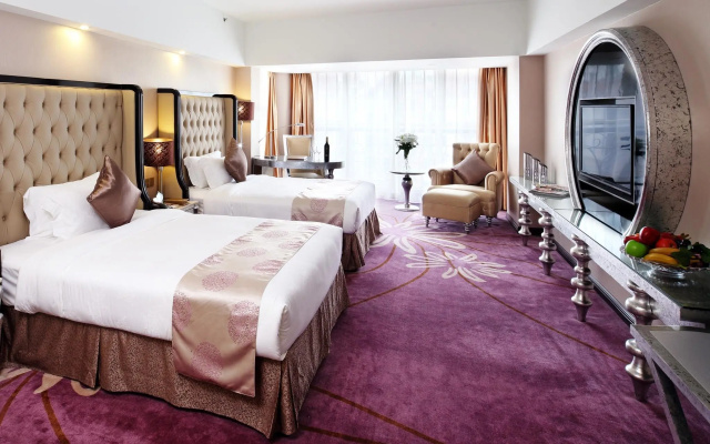 Clayton Hotel