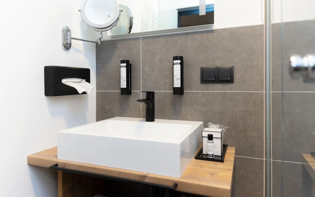 Self-Check-in Hotel VinoQ Zistersdorf