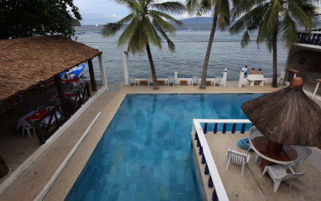 Paradise Resort & Dive Center