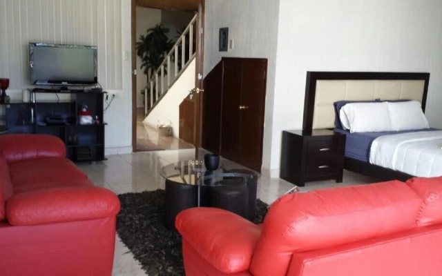 Premier Hotel Suites