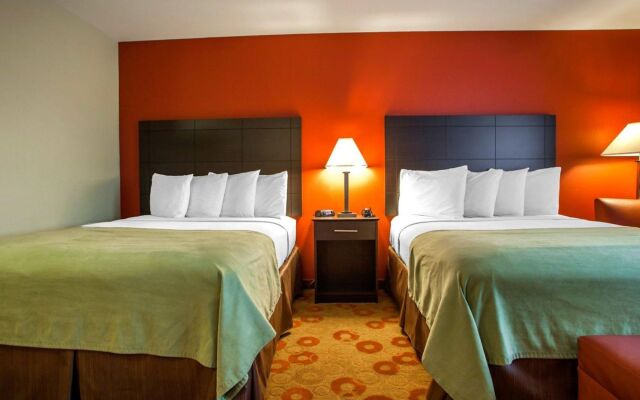 Suburban Studios Cedar Falls