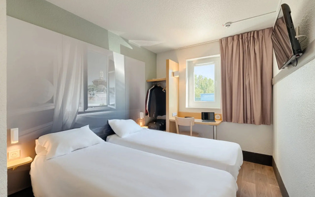 B&B HOTEL AIX EN PROVENCE Pont de l'Arc