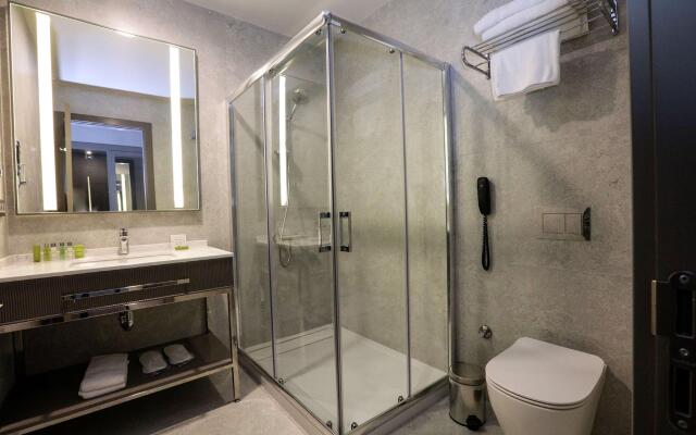 Doubletree By Hilton Hotel Izmir Airport