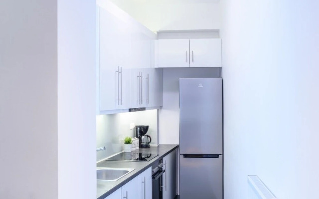 Modern Design Apartment Near Acropolis