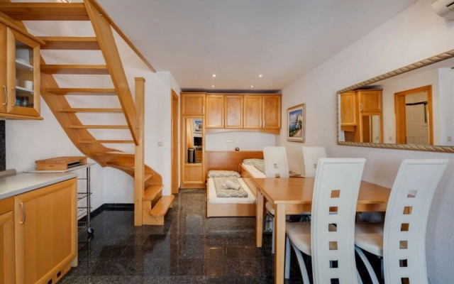 Miro - A2 Maisonette