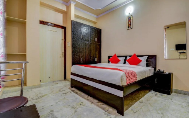 Friends Residency By OYO Rooms