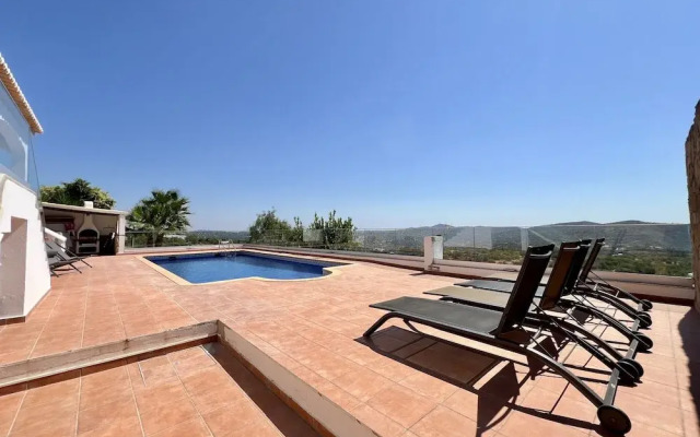 Algarve Premium Villa by Homing