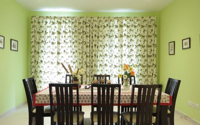 Signature Holiday Home-Masakin Al Furjan